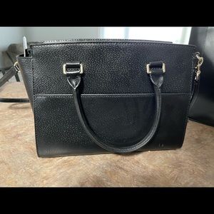 Medium Kate spade purse